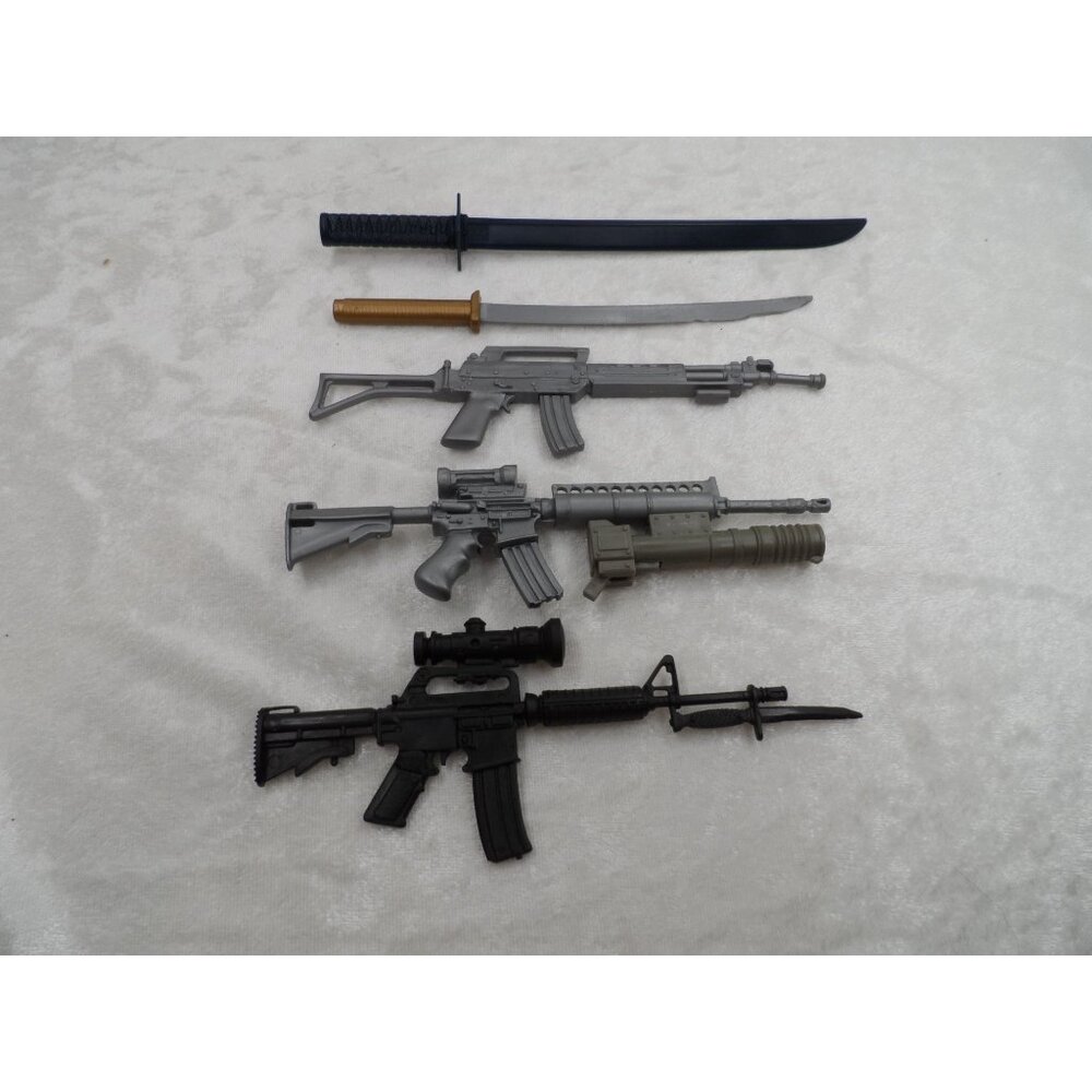 GI Joe Swords & Guns Accessories Lot 2 Sabers - 3 Machine Guns